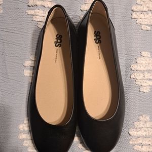 SAS Ladies slip on shoes